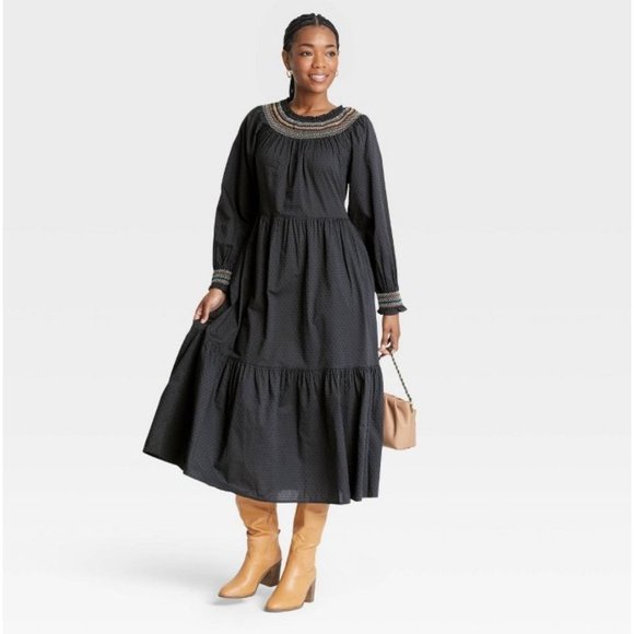 Universal Thread Dresses & Skirts - Universal Thread Medium Womens Balloon Long Sleeve Tiered Smocked Neck Dress